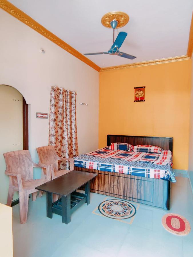 Balaji Homestay Hampi Exterior photo
